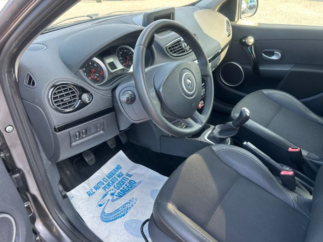 RENAULT Clio usata, con Chiusura centralizzata