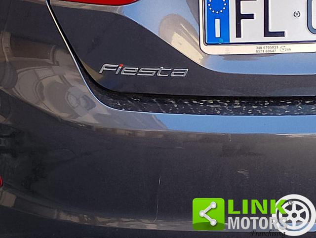 FORD Fiesta usata, con Autoradio