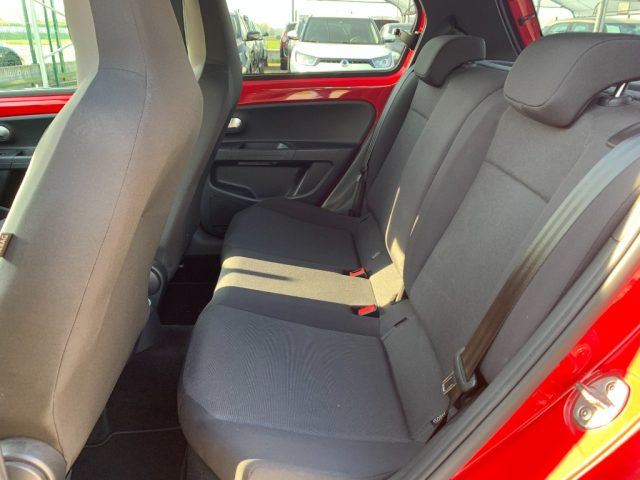 VOLKSWAGEN up! usata, con Climatizzatore