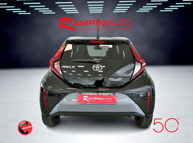 TOYOTA Aygo X usata 8