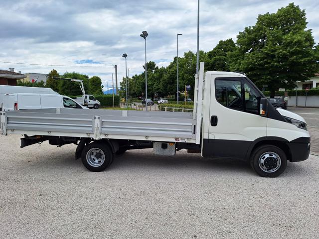 IVECO Daily usata, con ESP