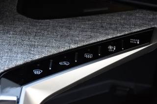PEUGEOT 3008 usata, con Volante in pelle