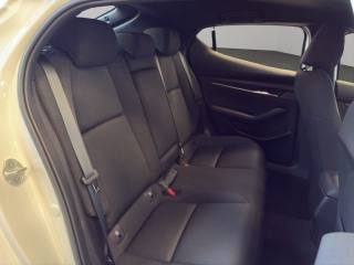 MAZDA 3 usata, con Volante in pelle