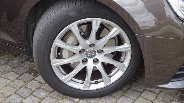 AUDI A4 usata, con Sedile posteriore sdoppiato