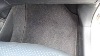 TOYOTA Yaris usata 63