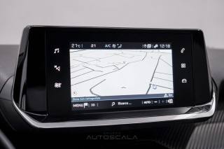 PEUGEOT 208 usata, con USB