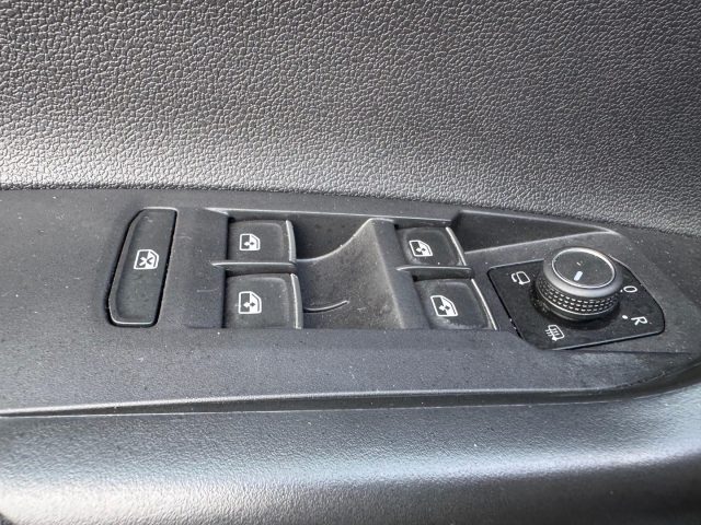 VOLKSWAGEN Taigo usata, con Climatizzatore