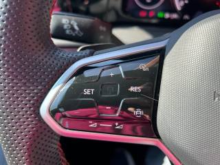 VOLKSWAGEN Golf usata, con Park Distance Control