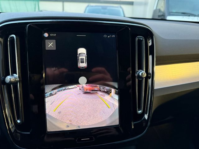 VOLVO XC40 usata, con Sensori di parcheggio posteriori