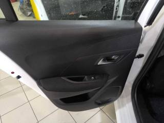 PEUGEOT 208 usata, con Sedile posteriore sdoppiato