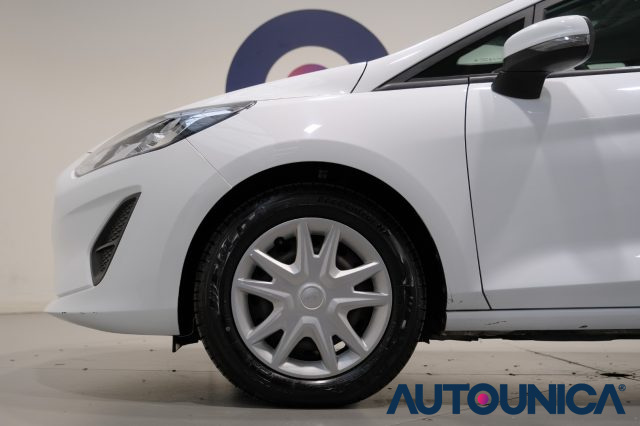 FORD Fiesta usata, con Fari LED