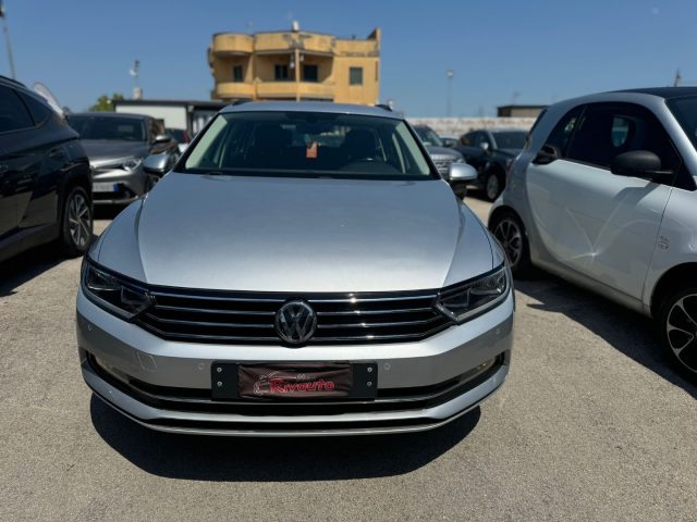 VOLKSWAGEN Passat Variant usata, con ABS