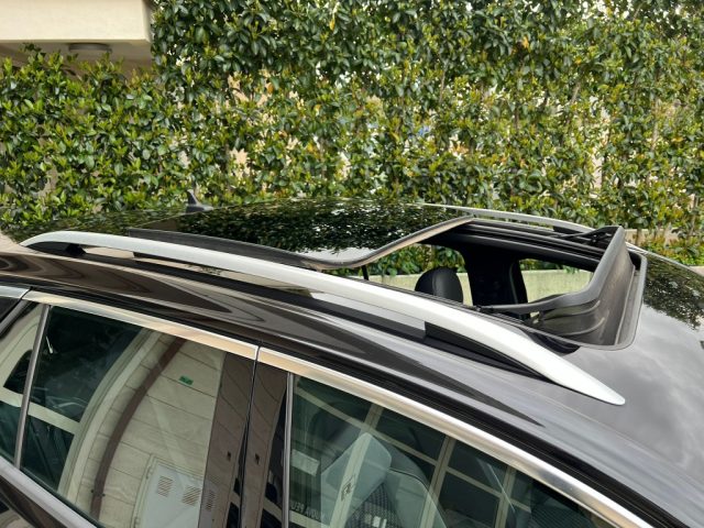 VOLKSWAGEN T-Roc usata 4