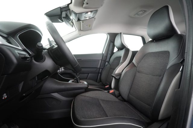 RENAULT Captur usata 2