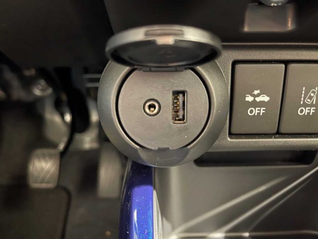 SUZUKI Ignis usata, con Sensore di luce