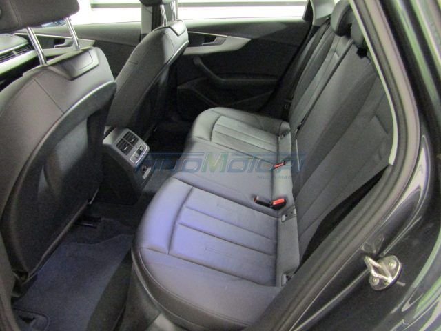 AUDI A4 usata, con Controllo automatico clima
