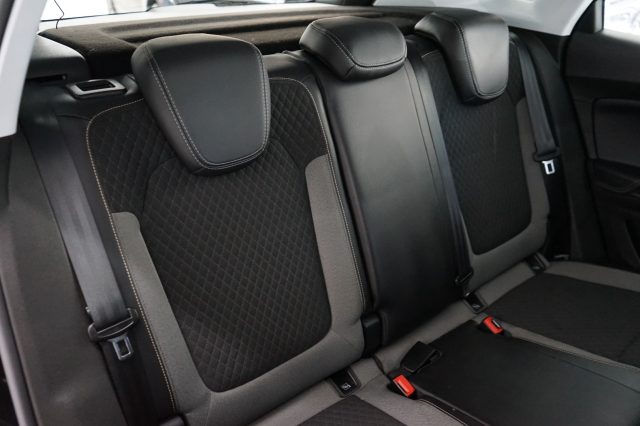 OPEL Grandland X usata, con Supporto lombare