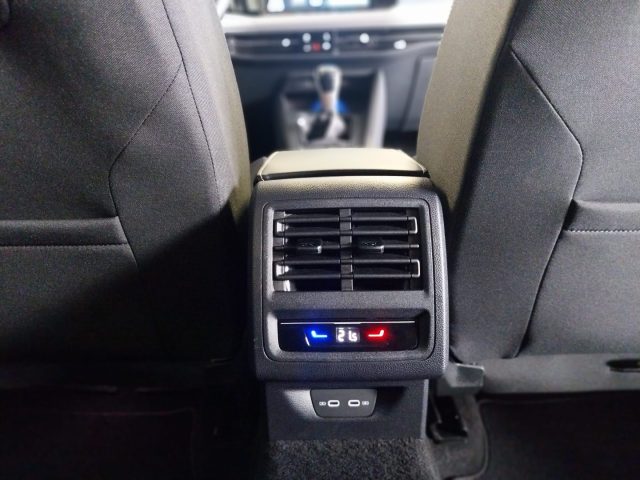 VOLKSWAGEN Golf usata, con Climatizzatore