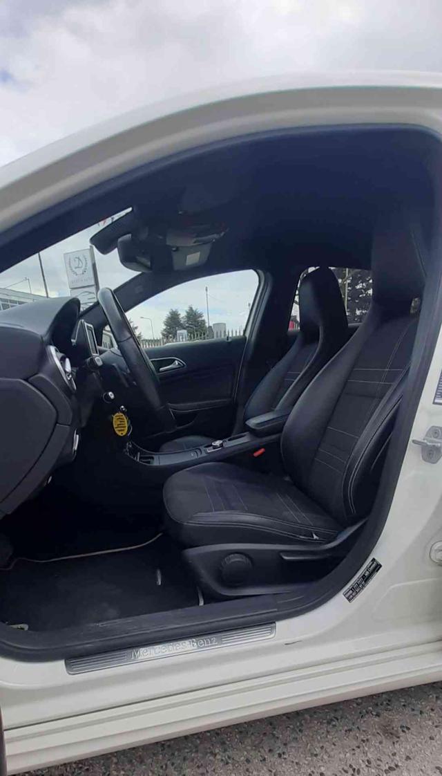 MERCEDES-BENZ A 180 usata, con Specchietti laterali elettrici
