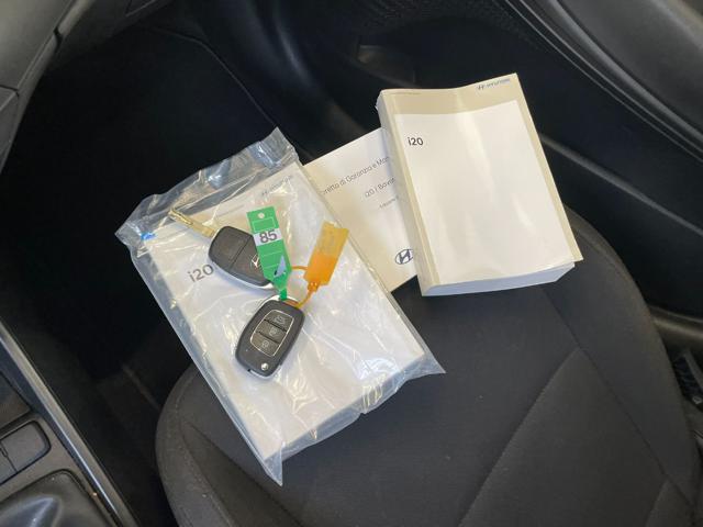HYUNDAI i20 usata, con Touch screen