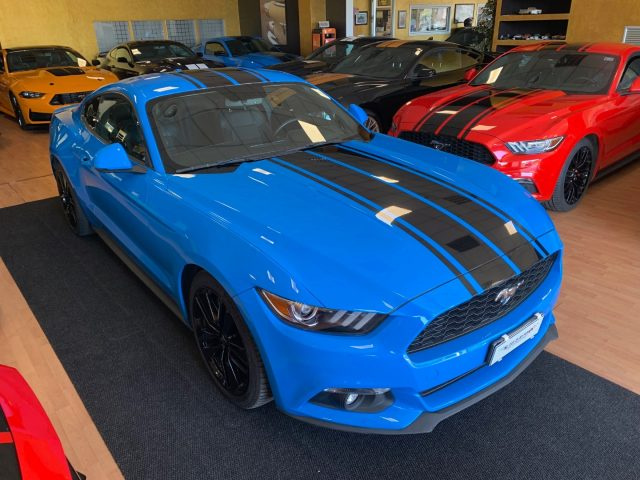 FORD Mustang usata, con Autoradio