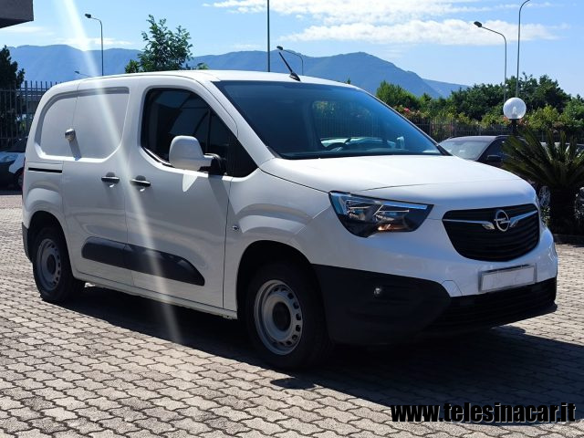 OPEL Combo usata, con Controllo trazione