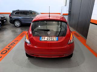 LANCIA Ypsilon usata, con Autoradio