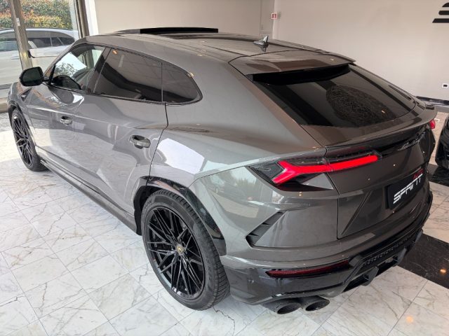 LAMBORGHINI Urus usata, con Airbag