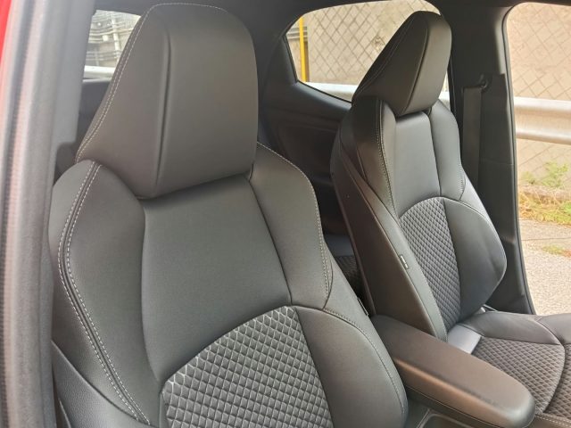 TOYOTA Yaris usata, con Fendinebbia