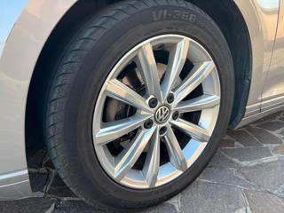 VOLKSWAGEN Passat Variant usata, con Filtro antiparticolato