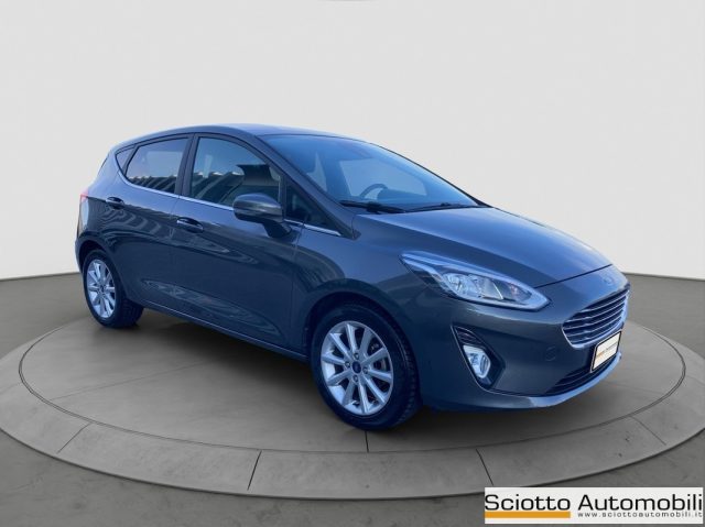 FORD Fiesta usata, con ESP