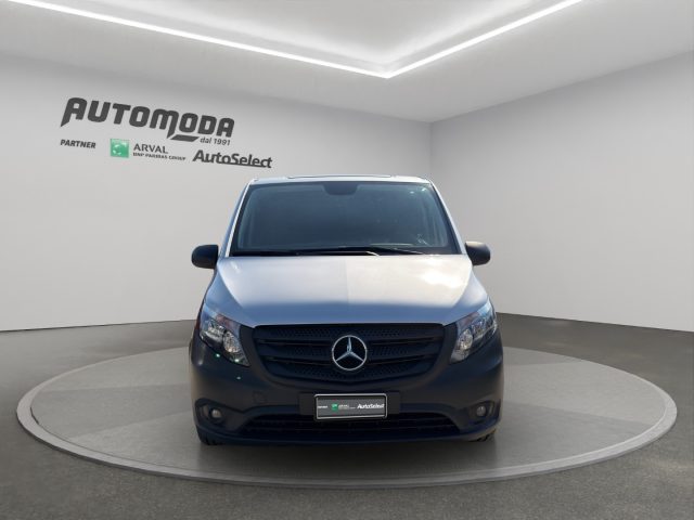 MERCEDES-BENZ Vito usata, con Chiusura centralizzata