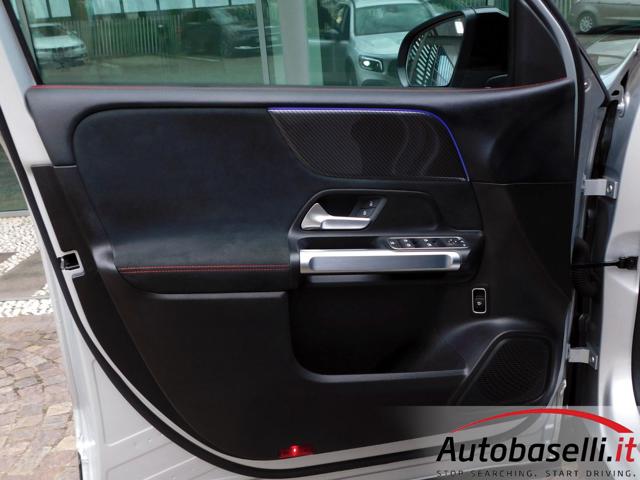 MERCEDES-BENZ GLB 200 usata, con MP3