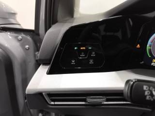 VOLKSWAGEN Golf usata, con Climatizzatore