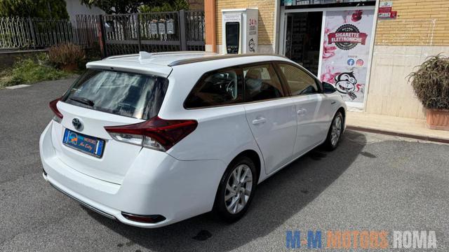 TOYOTA Auris Touring Sports usata, con Autoradio