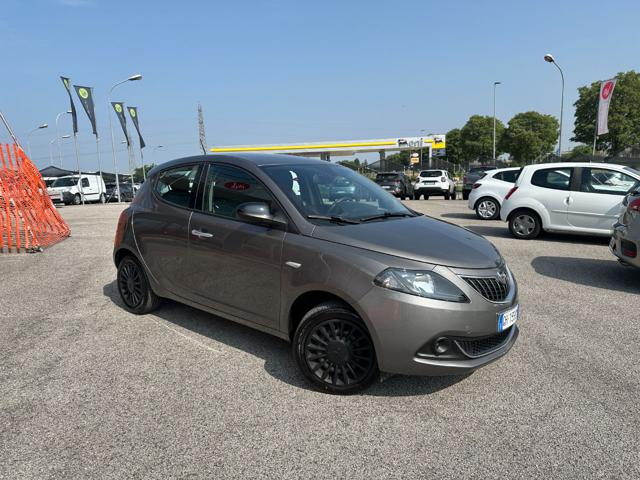 LANCIA Ypsilon usata, con ABS