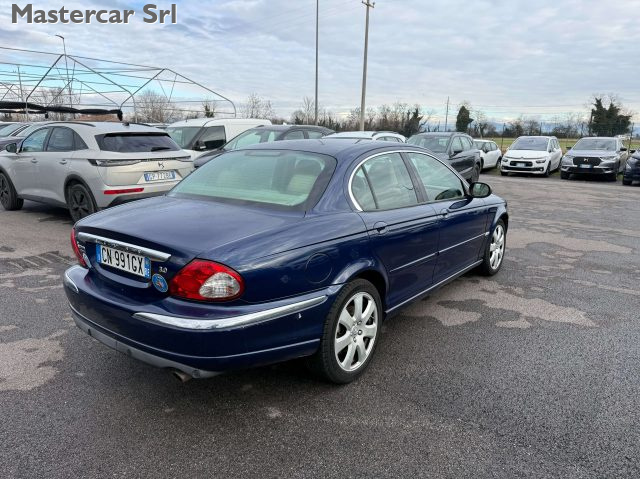 JAGUAR X-Type usata, con Controllo automatico clima