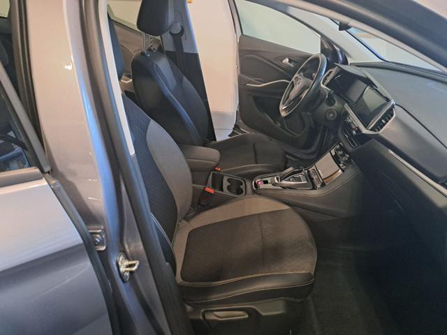 OPEL Grandland usata, con Autoradio