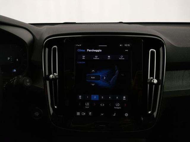 VOLVO XC40 usata, con Volante in pelle
