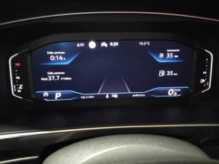 VOLKSWAGEN Tiguan usata, con Adaptive Cruise Control