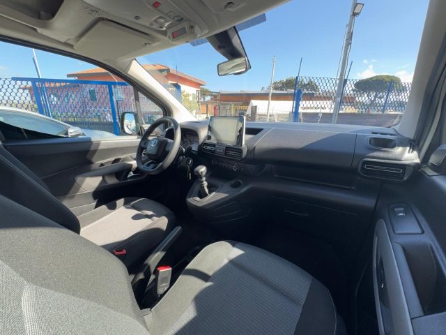 TOYOTA Proace City usata, con ESP