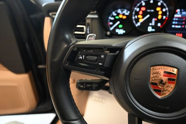 PORSCHE Macan usata 35