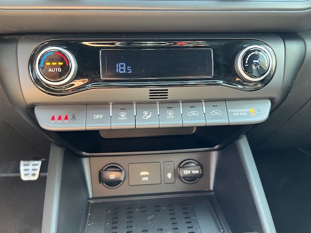 HYUNDAI Kona usata, con Chiusura centralizzata