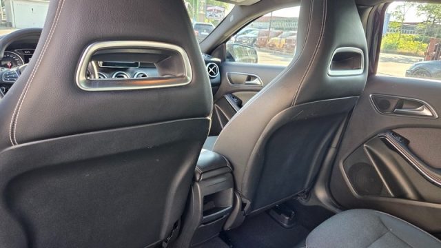 MERCEDES-BENZ A 160 usata, con Cronologia tagliandi