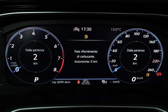 VOLKSWAGEN Taigo usata 11