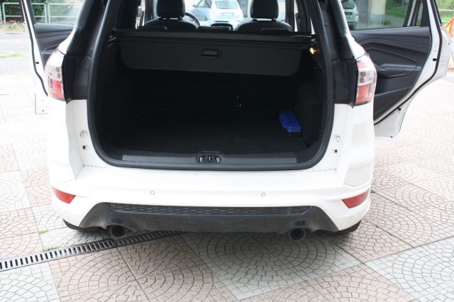 FORD Kuga usata, con Bluetooth
