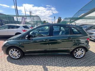 MERCEDES-BENZ B 200 usata, con Alzacristalli elettrici