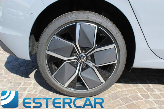 VOLKSWAGEN Golf usata, con Controllo automatico clima