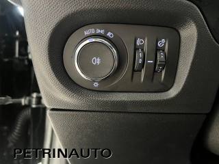 OPEL Corsa usata, con Cruise Control
