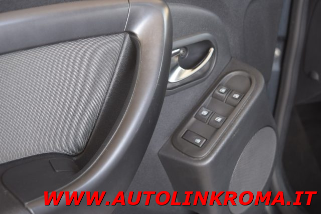 DACIA Duster usata, con Park Distance Control